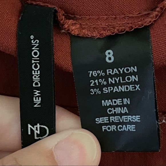 New Directions Women's Pull on Pants Flat Front Burnt Orange Size 8 - Picture 4 of 4